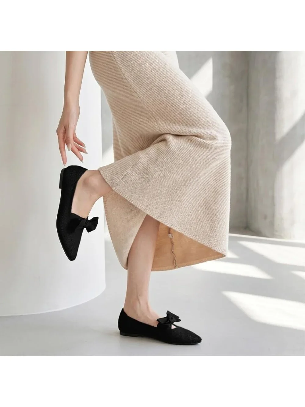 Women's Dark Black Mary Jane Shoes Pointed Toe Ballet Flats Dressy Comfortable